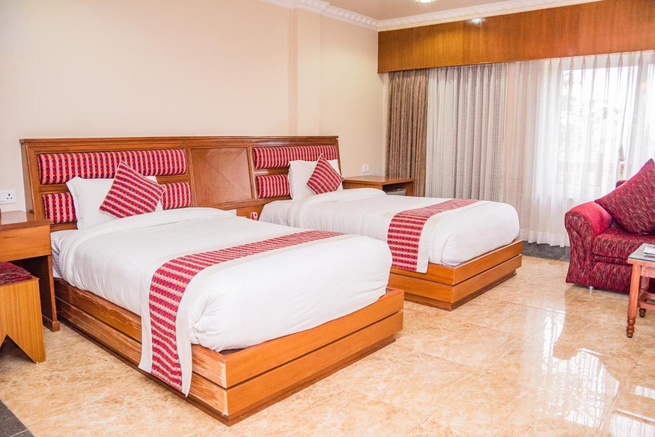 Hotel Earth Light Sauraha 치트완 외부 사진