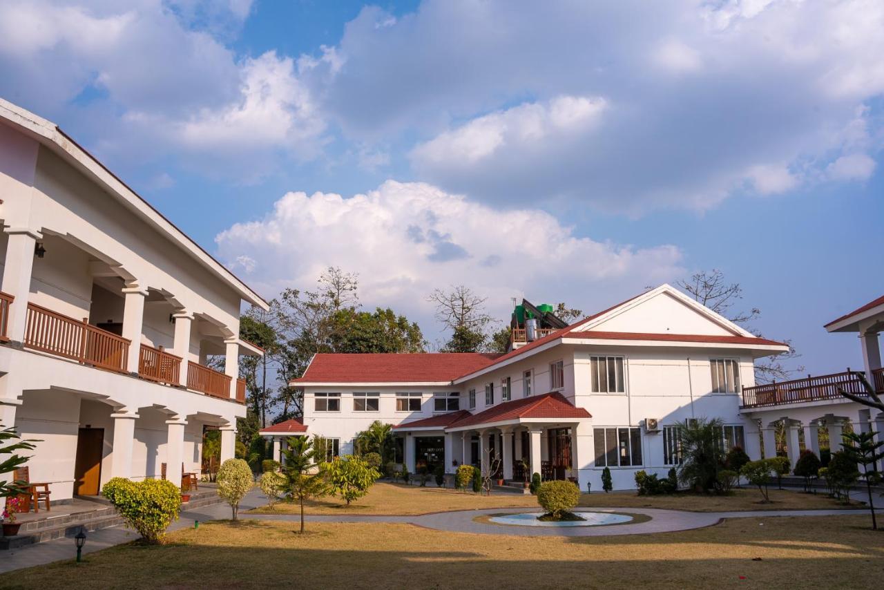 Hotel Earth Light Sauraha 치트완 외부 사진