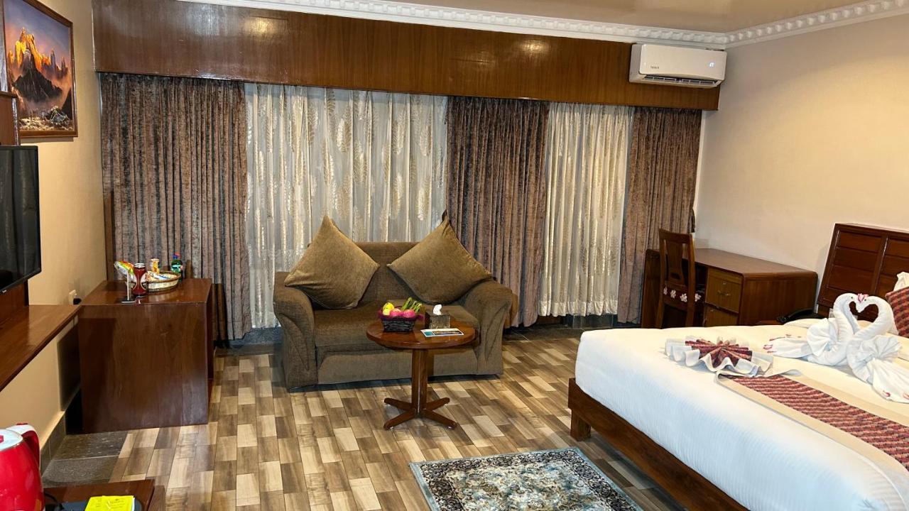 Hotel Earth Light Sauraha 치트완 외부 사진