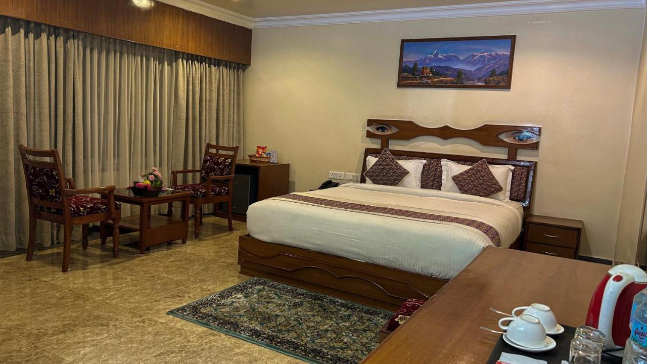 Hotel Earth Light Sauraha 치트완 외부 사진