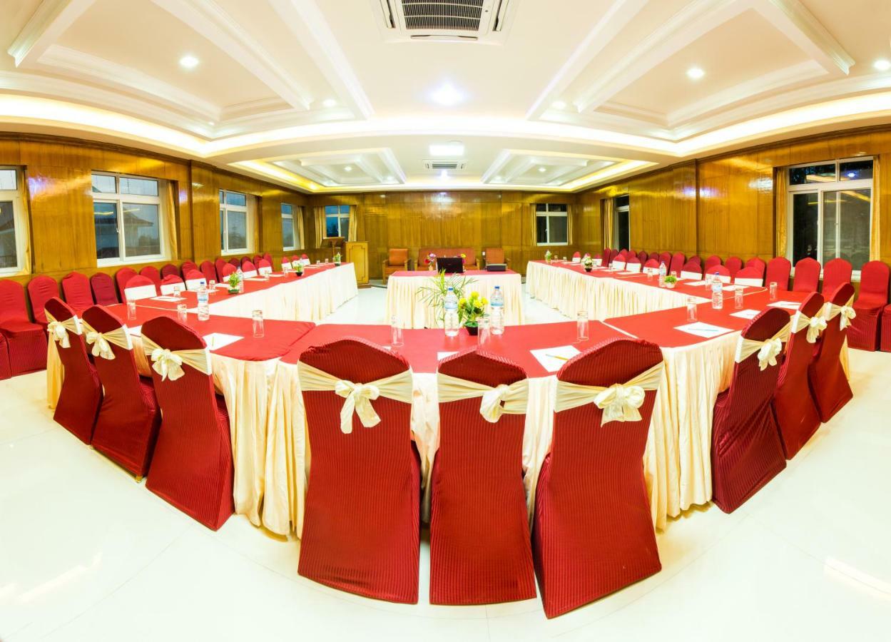 Hotel Earth Light Sauraha 치트완 외부 사진