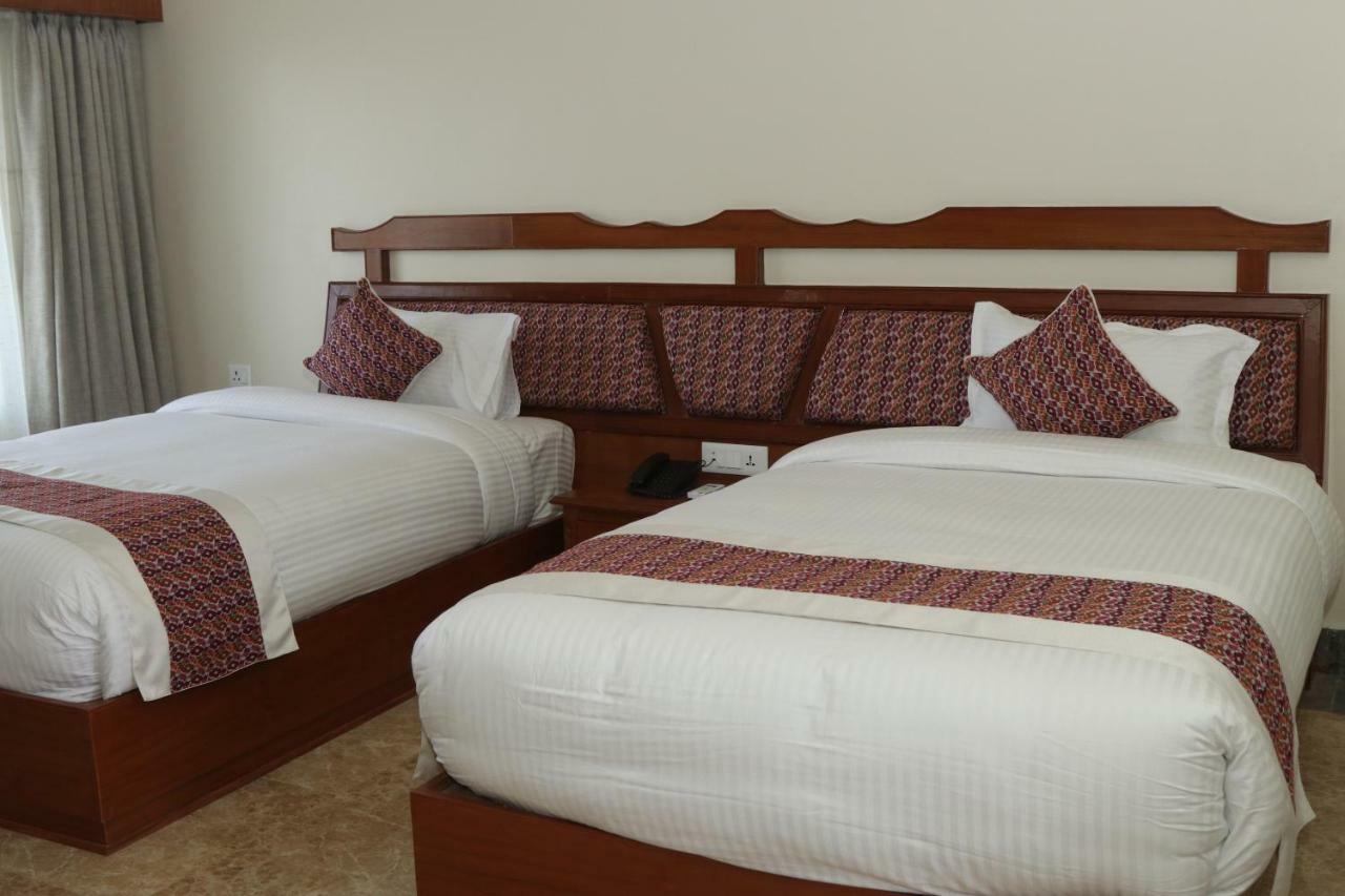 Hotel Earth Light Sauraha 치트완 외부 사진